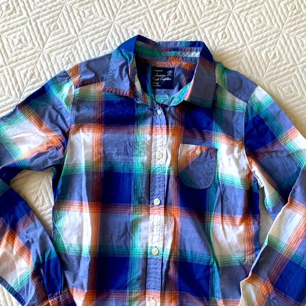 American Eagle Button shirt